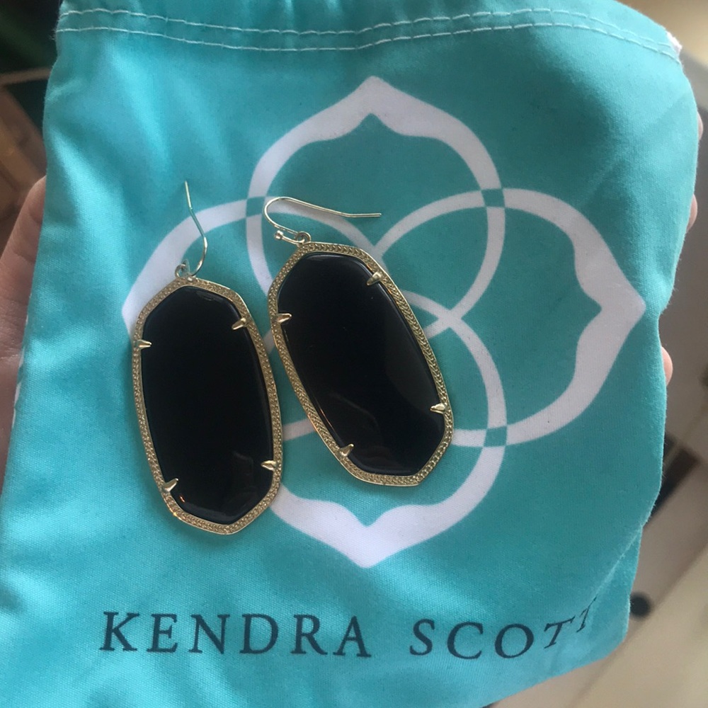 Kendra Scott Danielle Black Earrings